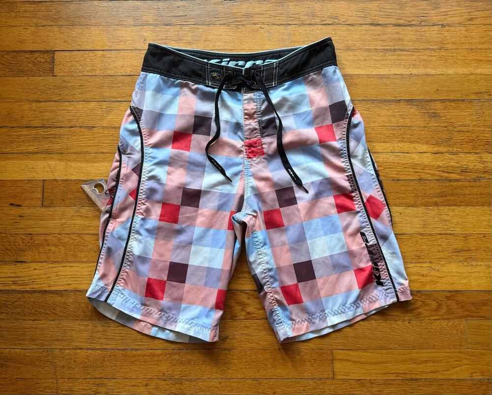 KIRRA Multicolored Checkered Boardshorts Mens sz 33 (actual 32W)